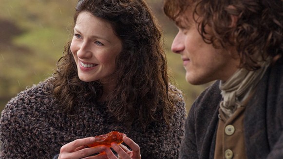 outlander-season-1-midseason-finale-both-sides-now-claire-jamie-fraser-starz