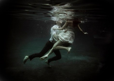 Underwater-Love-Story-7